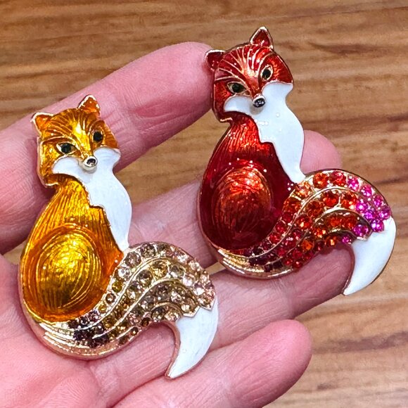 2 Fox Brooches Animal Brooch Pin - Picture 3 of 5